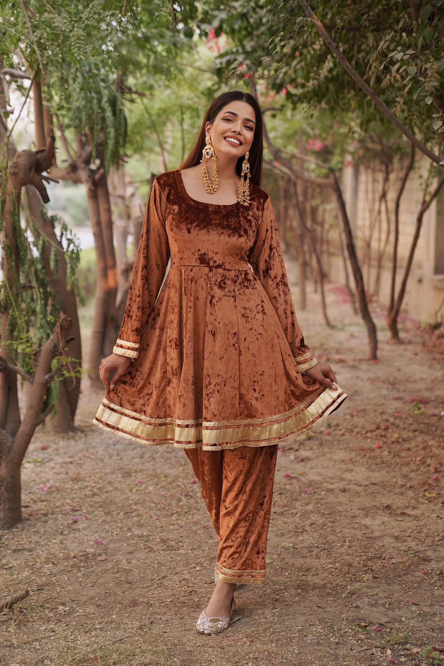 Navdana Copper Gota Lace Kurta Set With Corset Back - MEHER