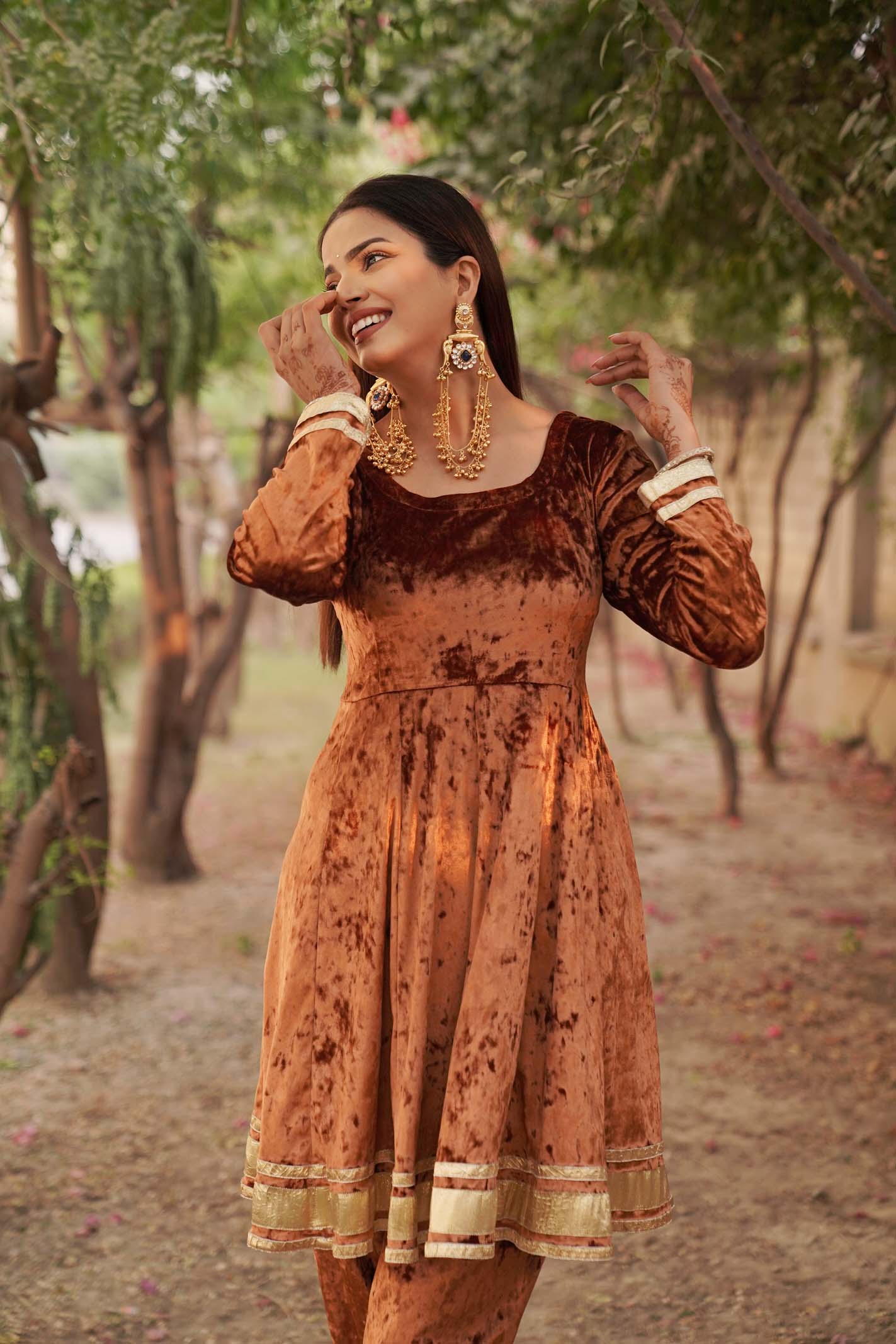 Navdana Copper Gota Lace Kurta Set With Corset Back - MEHER