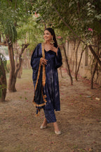 Navdana Flared Velvet Kurta Set With Dupatta – ALIA