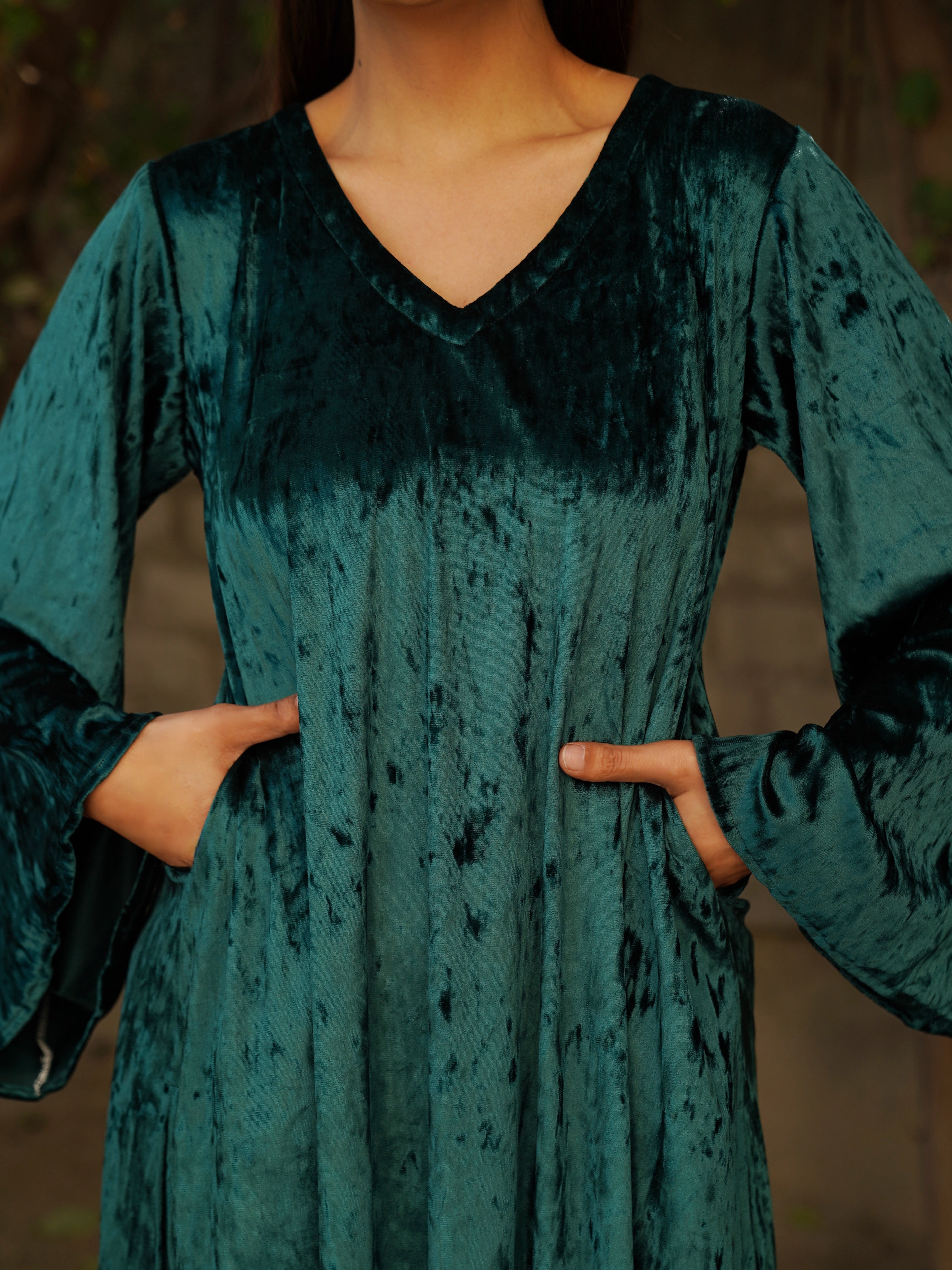 Navdana Velvet Flared Sleeves Green Kurta Set – PIHU