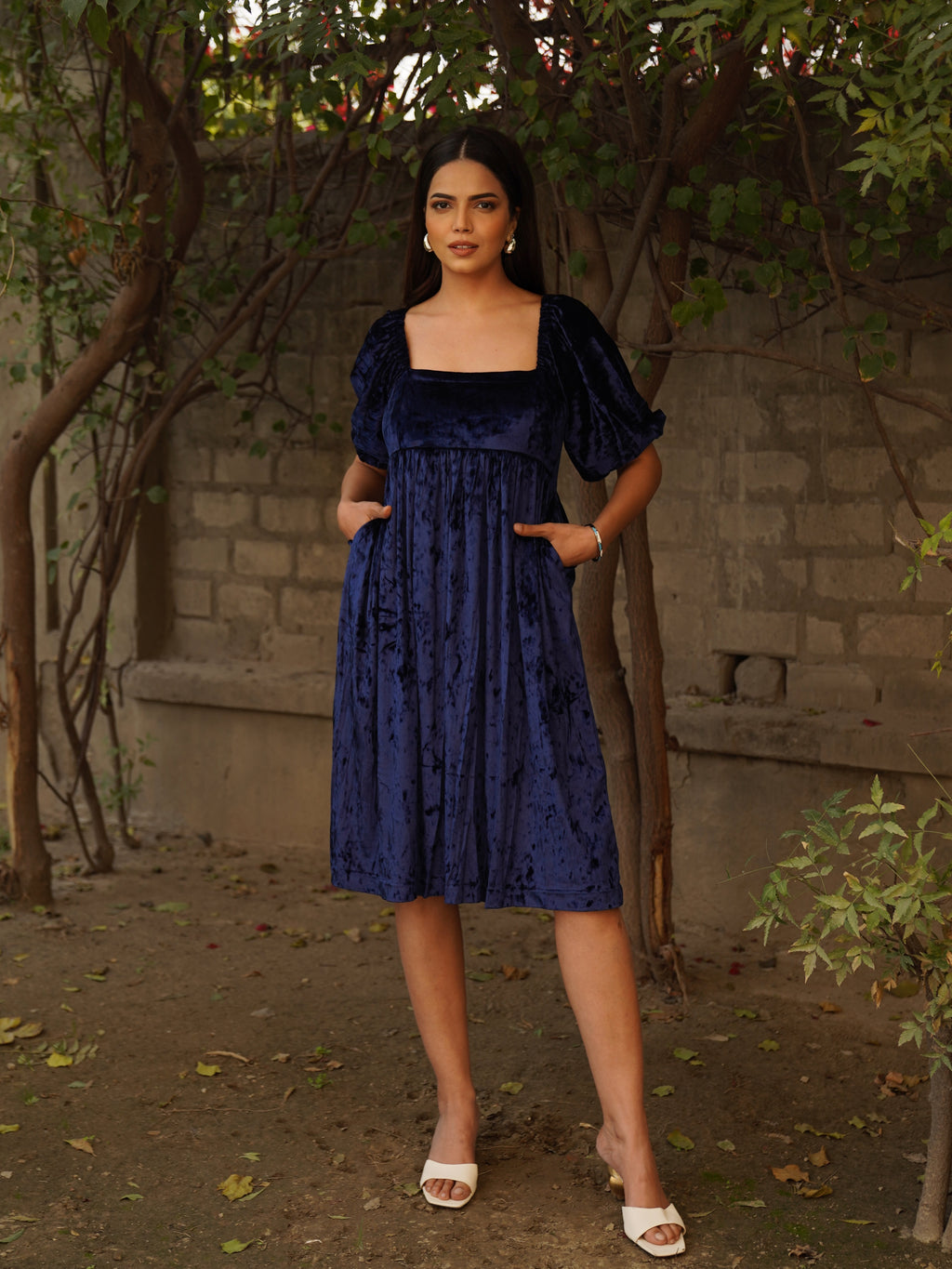 Navdana Velvet Back Tie-Up Blue Midi Dress – Bubbles