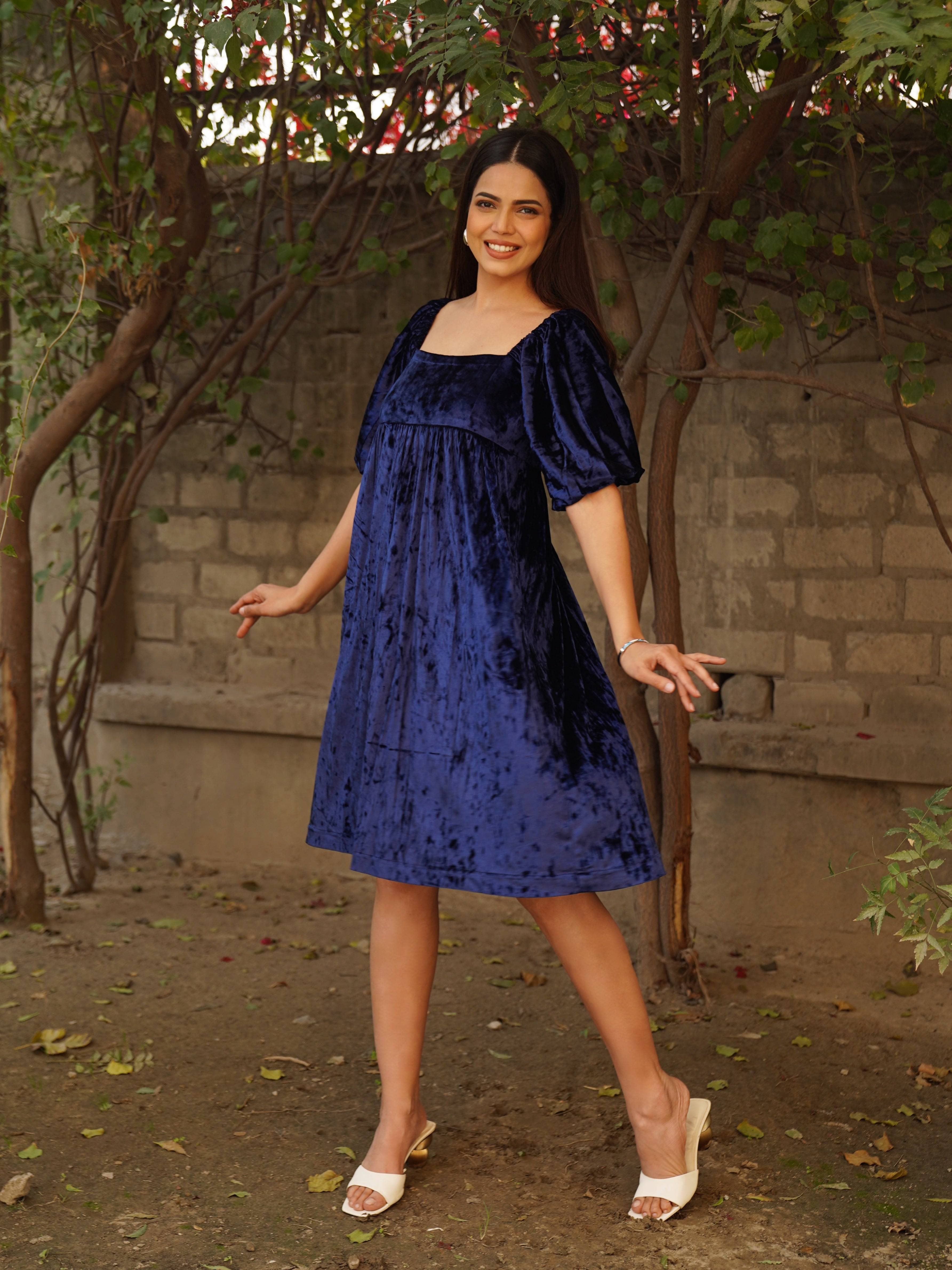 Navdana Velvet Back Tie-Up Blue Midi Dress – Bubbles