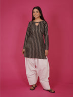 Navdana Heart Zig Zag Print Black Kurti – Dil