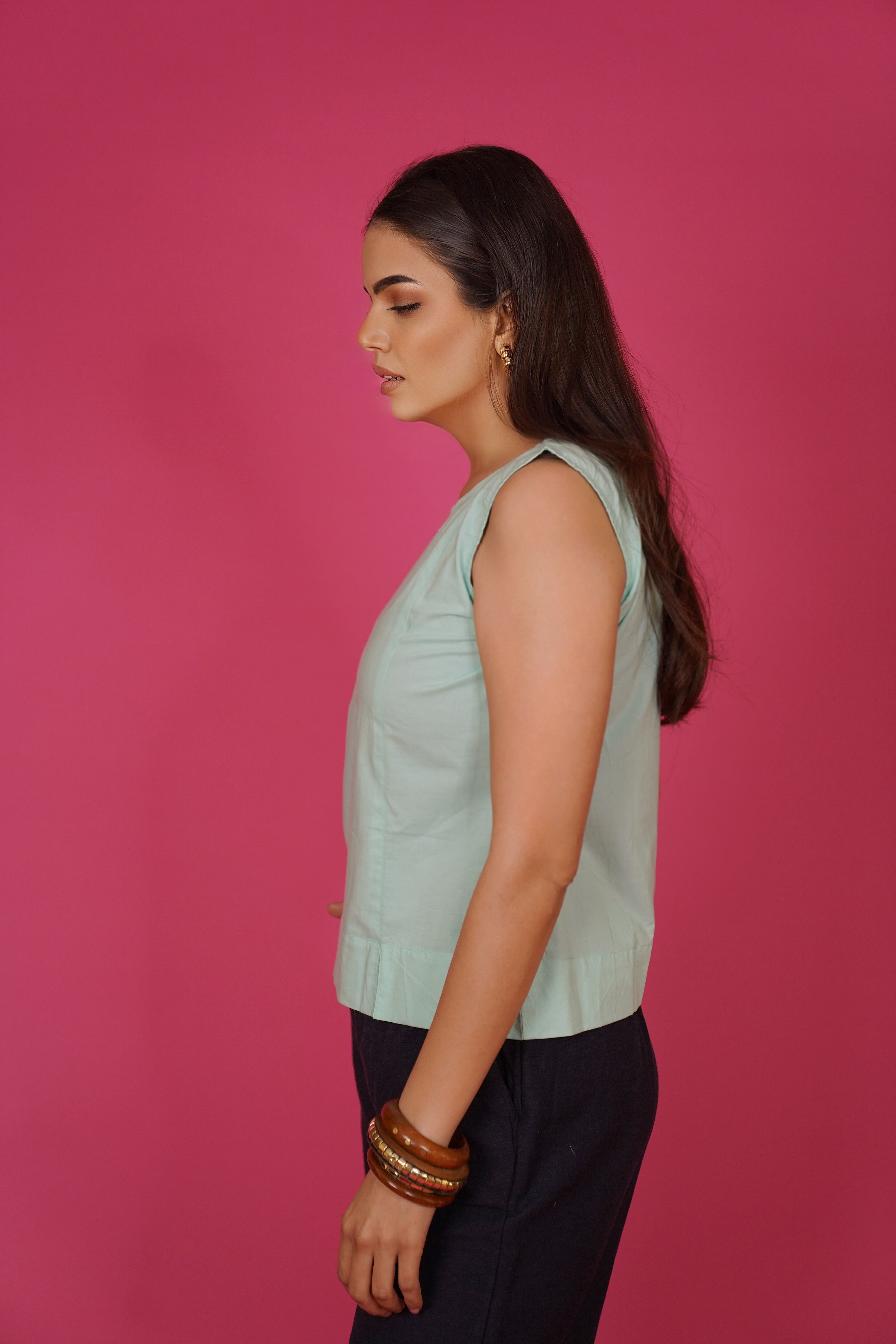 Navdana Green Sleeveless Casual Cotton Top – Jia